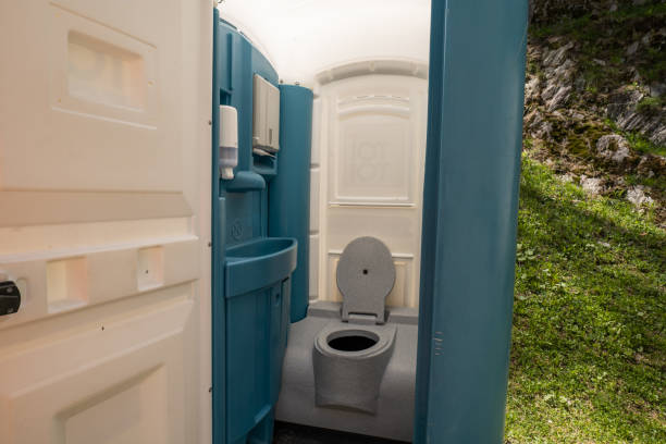Portable bathroom rental in Beckett Ridge, OH